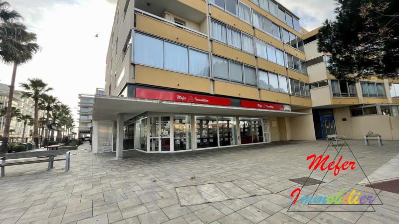 Fonds de commerce - Local commercial - 51 m²