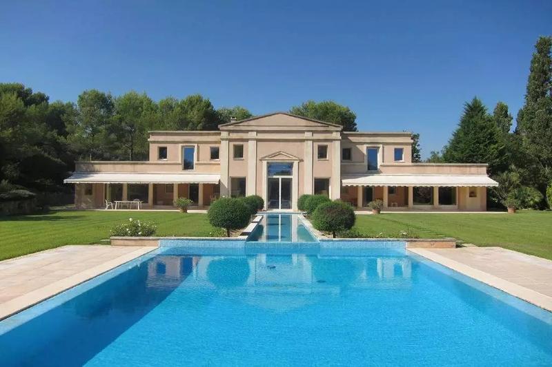 Villa - 500 m²