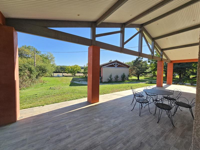 Propriété - 120 m² - 4 pièces