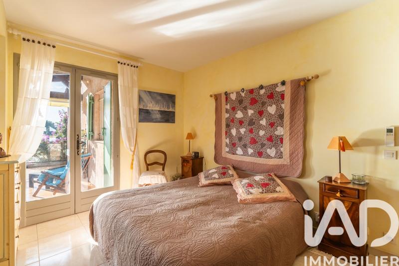 Maison - 172 m² - 7 pièces