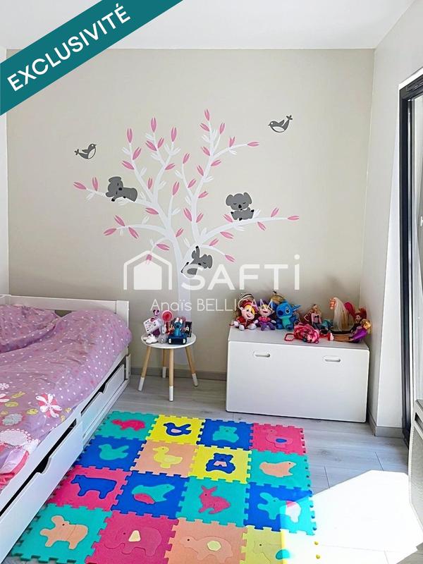 Maison - 95 m² - 5 pièces