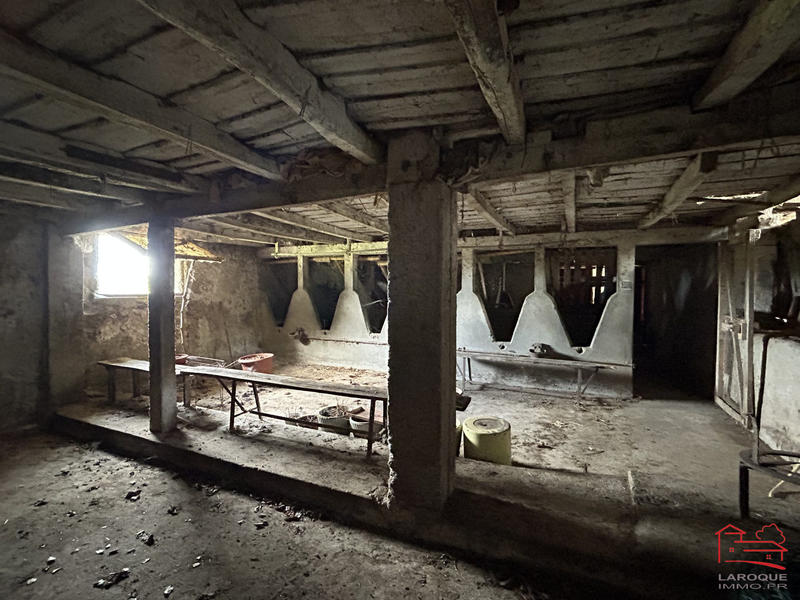 Maison ancienne - 186 m² - 8 pièces