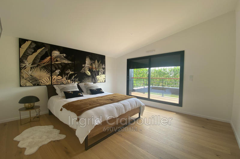 Villa - 216 m² - 7 pièces