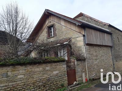 Maison de village - 100 m² - 2 pièces