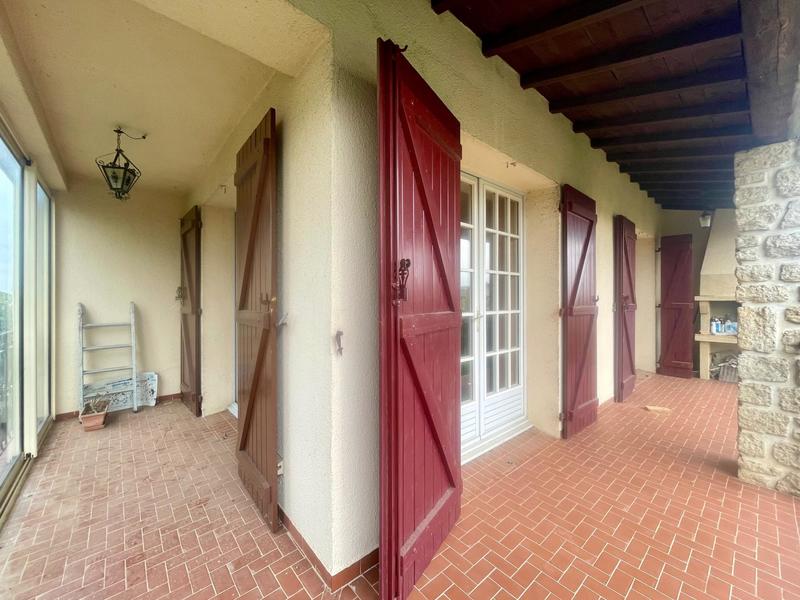 Maison - 143 m² - 6 pièces