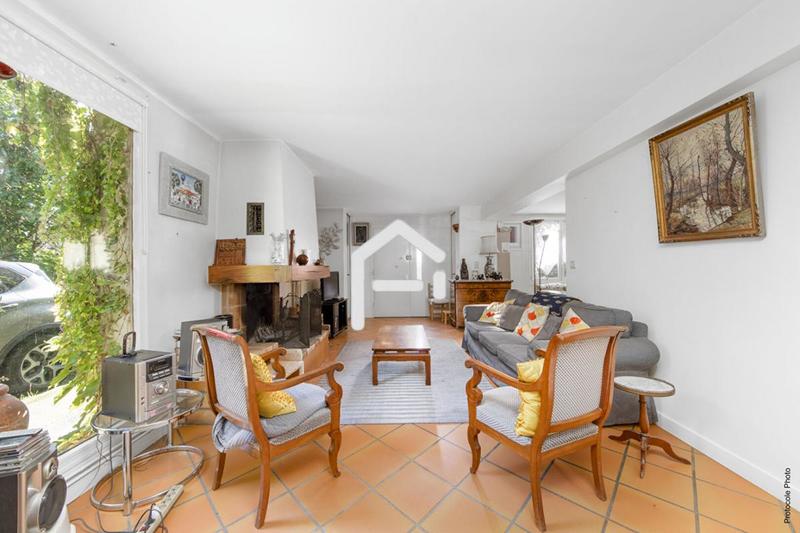 Villa - 205 m² - 7 pièces