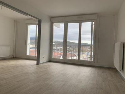 Appartement - 74 m² - 4 pièces