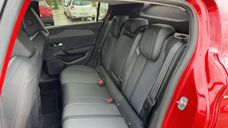 Peugeot 308 1.5 BlueHDI 130 Eat8 Allure Pack - Entretien constructeur