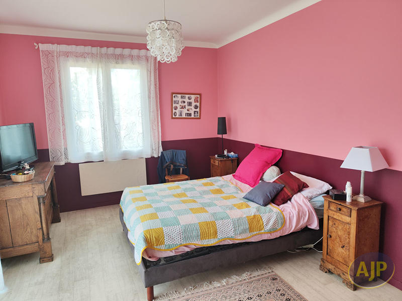 Maison - 136 m² - 6 pièces