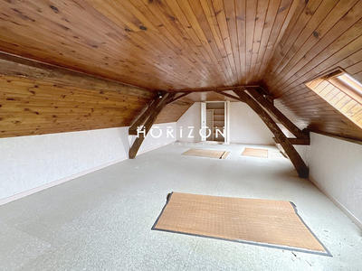 Maison ancienne - 240 m² - 10 pièces