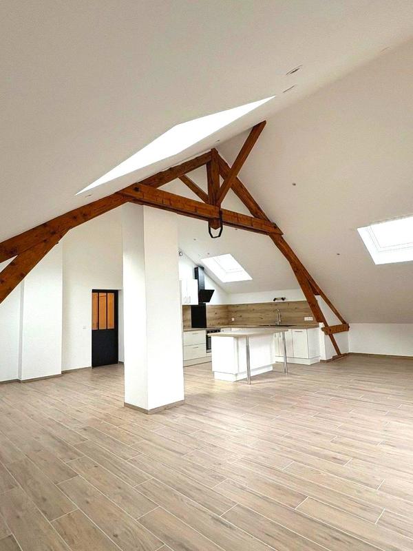 Appartement - 140 m² - 4 pièces