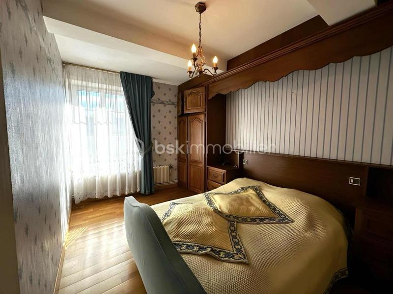 Maison - 89 m² - 6 pièces