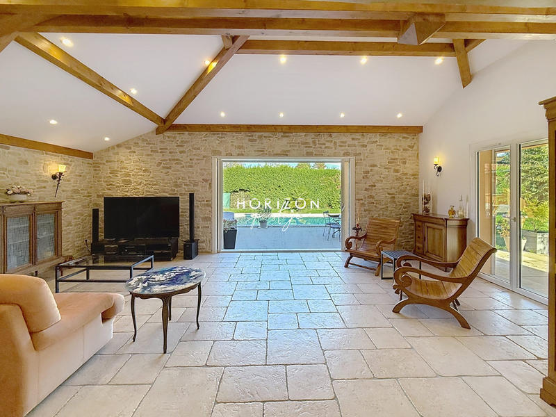 Bastide - 230 m² - 7 pièces