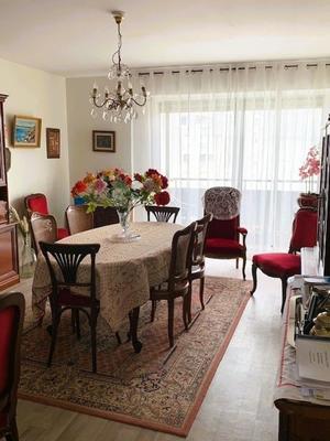 Appartement - 79 m² - 4 pièces