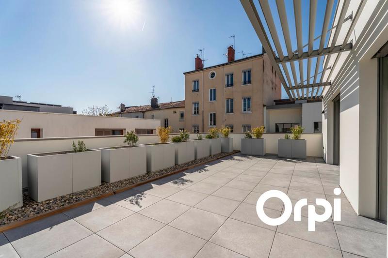 Penthouse - 105 m² - 5 pièces