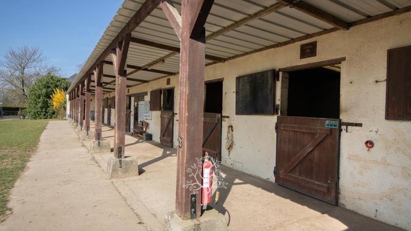 Maison de domaine équestre - 90 m² - 5 pièces