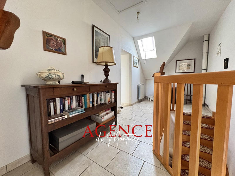Maison - 180 m² - 5 pièces