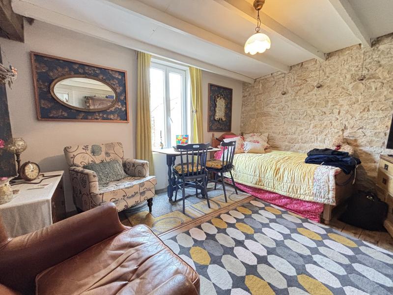 Maison - 102 m² - 5 pièces