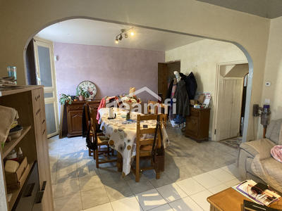 Maison - 95 m² - 4 pièces