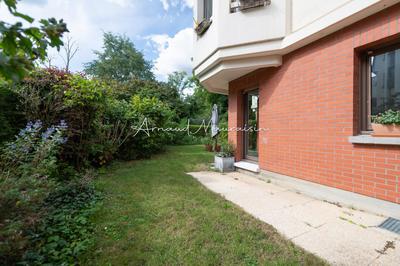 Appartement - 104 m² - 6 pièces