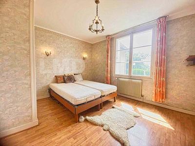 Maison - 127 m² - 5 pièces