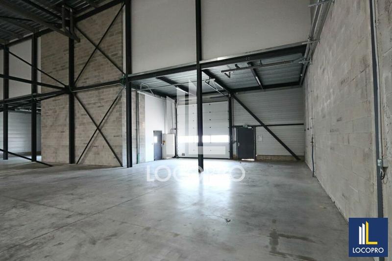 Local d'activité / Entrepôt - 2 513 m²