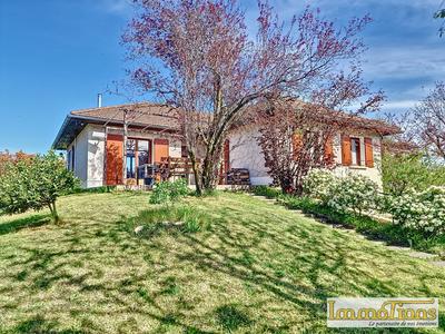 Maison - 111 m² - 6 pièces