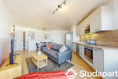 Chambre - 12 m² - 1 pièce