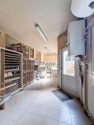 Maison - 216 m² - 7 pièces