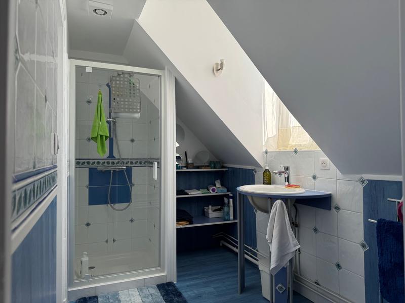 Maison - 195 m² - 9 pièces