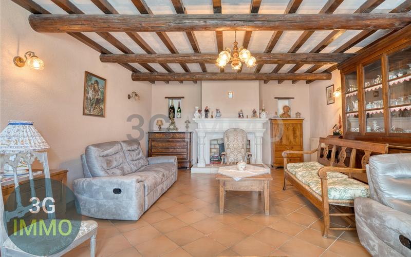 Maison - 200 m² - 6 pièces