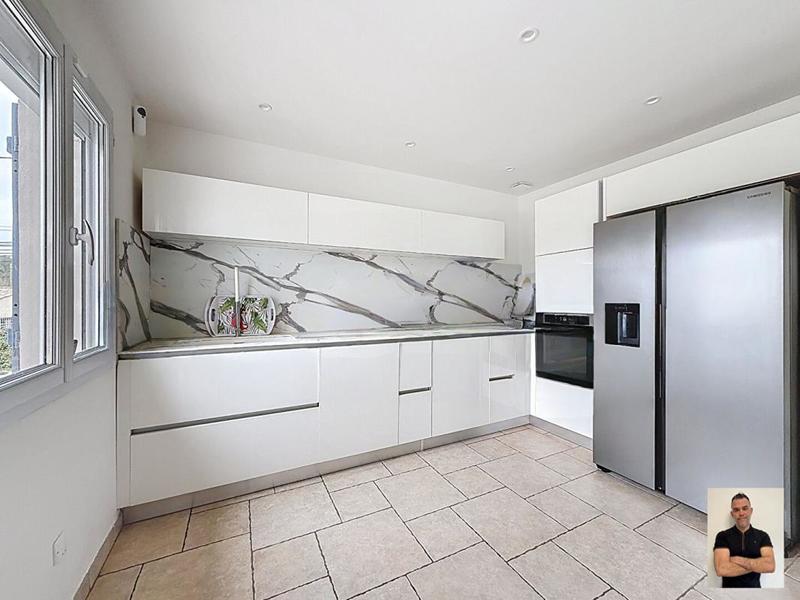 Maison - 105 m² - 4 pièces