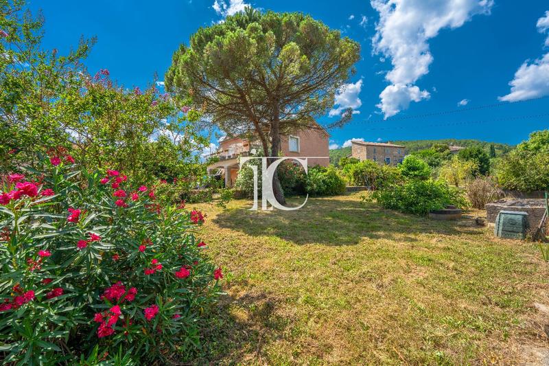 Maison - 115 m² - 6 pièces