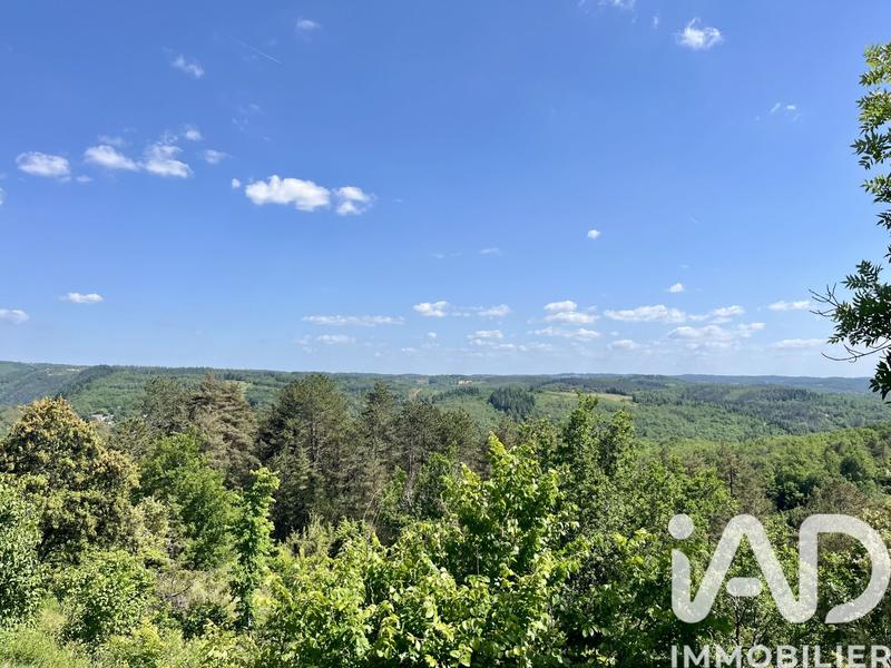 Maison - 224 m² - 8 pièces