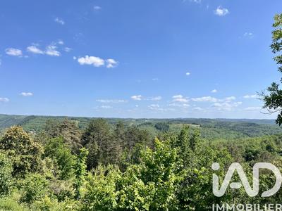 Maison - 224 m² - 8 pièces