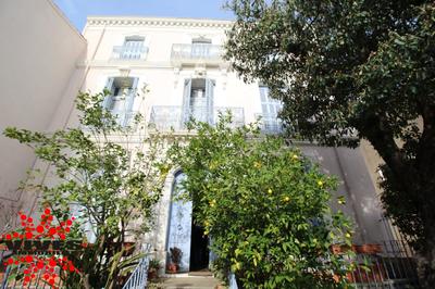 Maison - 197 m² - 8 pièces