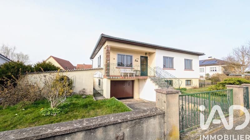 Maison - 94 m² - 5 pièces