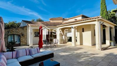 Villa - 242 m² - 6 pièces