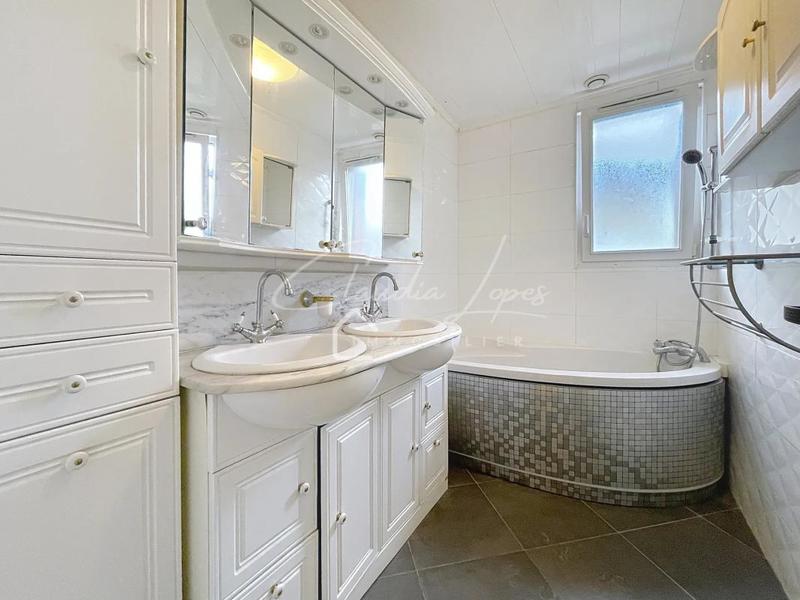 Maison - 65 m² - 6 pièces