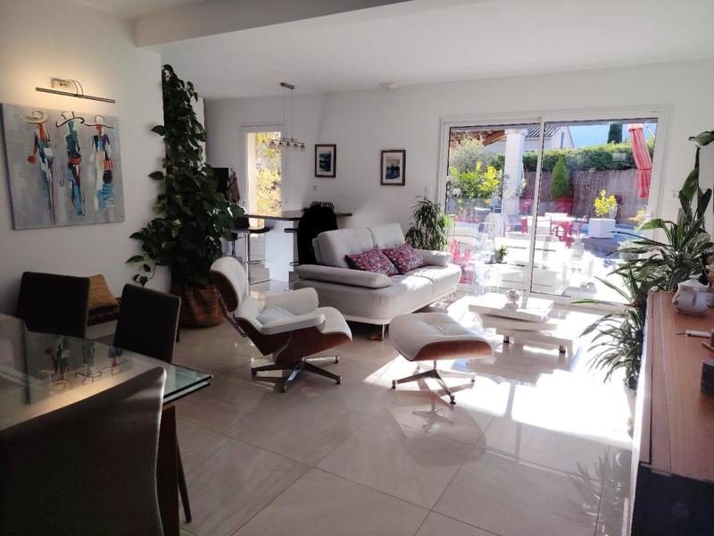 Maison - 87 m² - 4 pièces