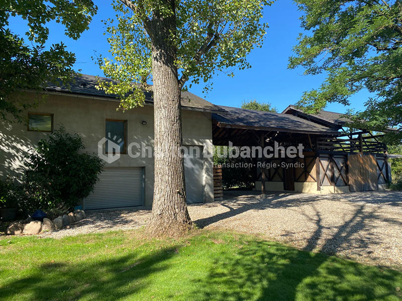 Demeure - 280 m² - 8 pièces