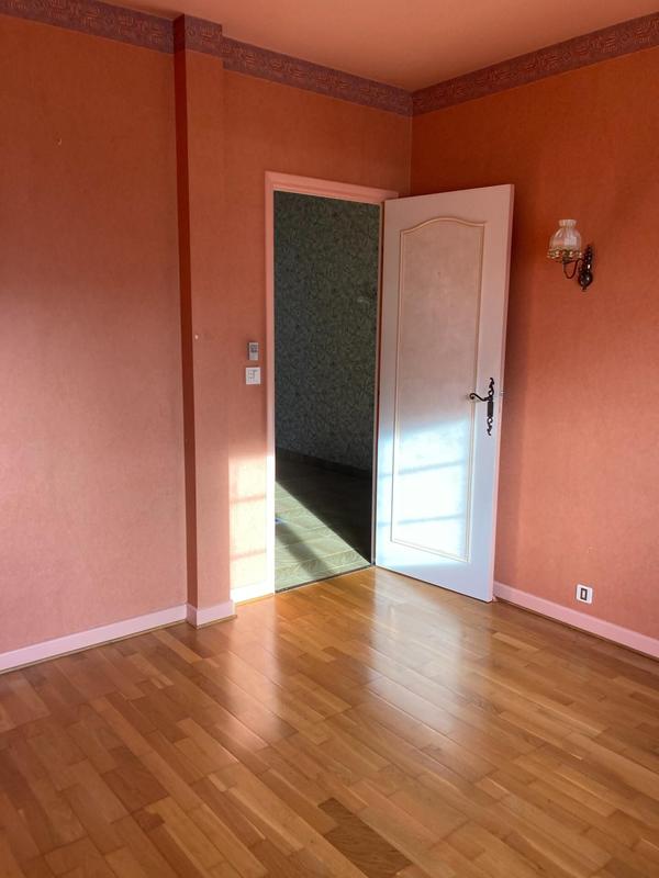 Maison - 212 m² - 7 pièces