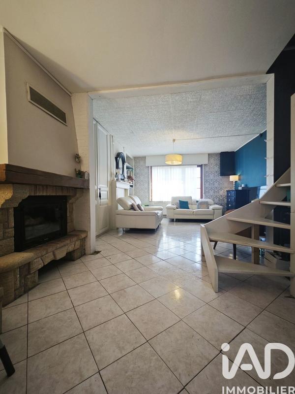 Maison - 92 m² - 5 pièces