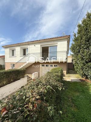Maison - 92 m² - 4 pièces