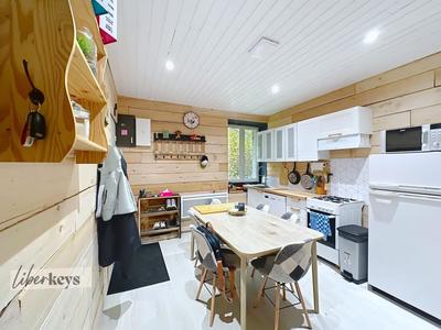 Duplex - 68 m² - 4 pièces