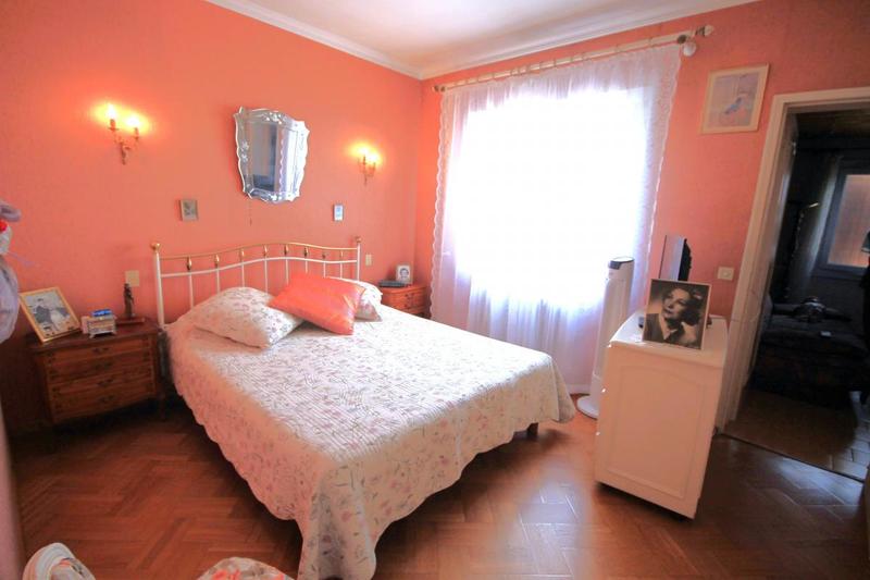 Maison - 196 m² - 6 pièces