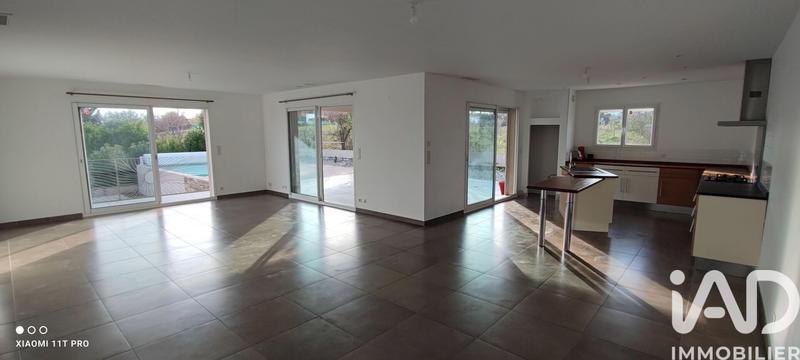 Maison - 159 m² - 6 pièces