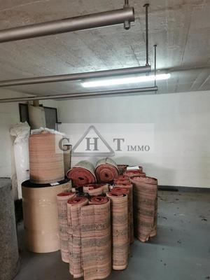 Entrepôt - 185 m²