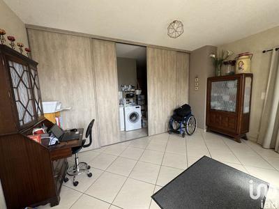 Maison - 247 m² - 8 pièces