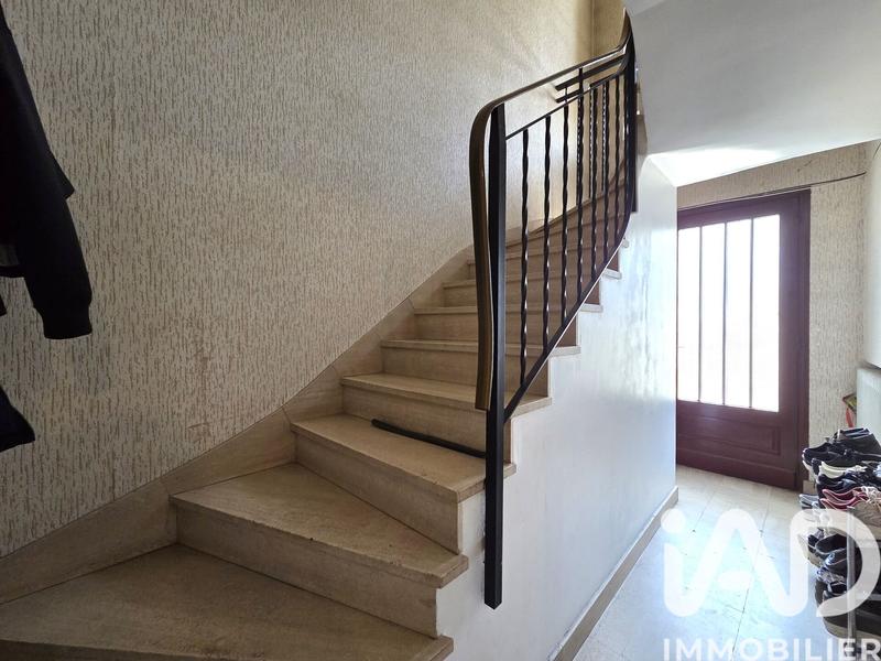 Maison - 200 m² - 8 pièces